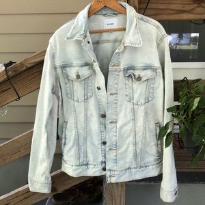 🌼Old Navy Acid Wash Denim Jacket Size Small